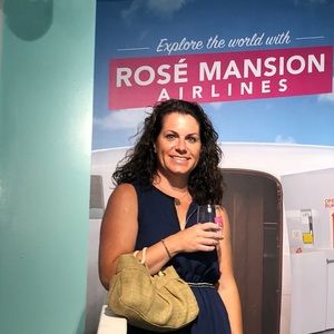 Meet your Posher, Renee